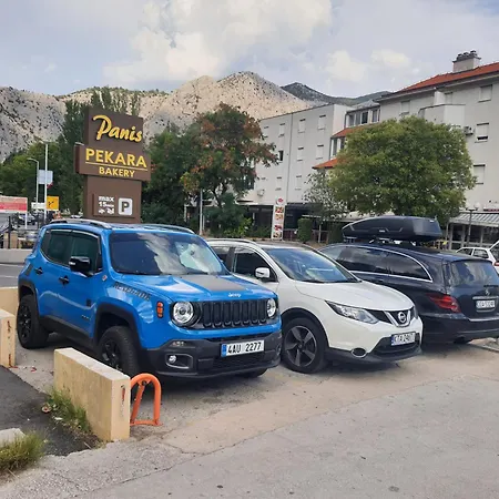 Jadra * Omis